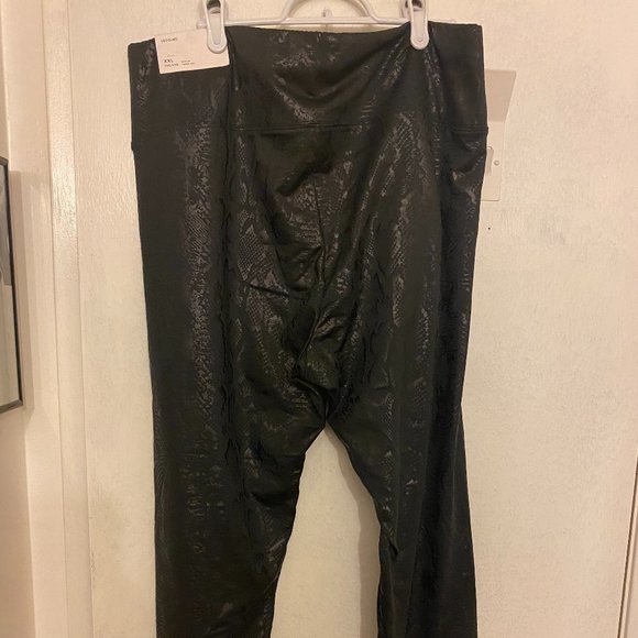 AE  Leggings - Picture 1 of 3